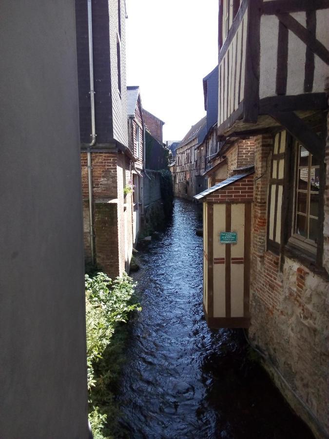 Chambre Dans Le Centre Historique Pont-Audemer Εξωτερικό φωτογραφία