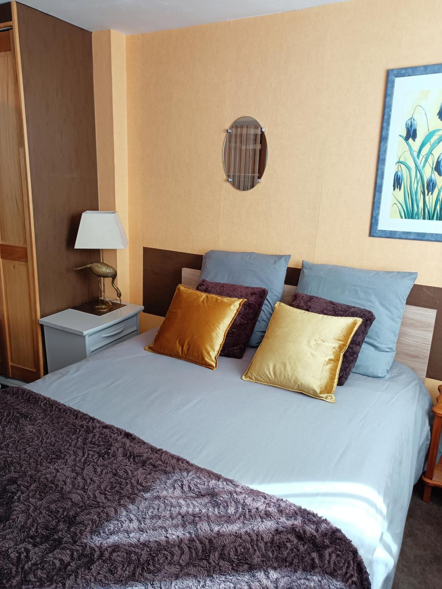 Chambre Dans Le Centre Historique Pont-Audemer Εξωτερικό φωτογραφία